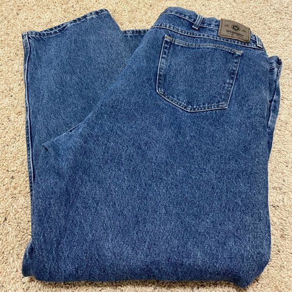 Levi’s - Picture 1 of 2